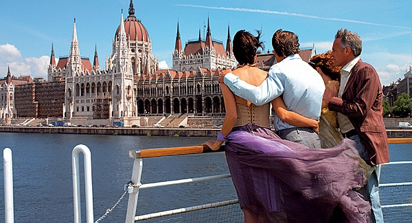Budapest: Die Donau teilt die ungarische Metropole in Buda und Pest