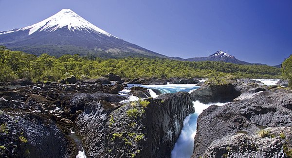 Wanderungen in Chile, etwa zum Osorno-Vulkan, bieten immer wieder atemberaubende Ausblicke