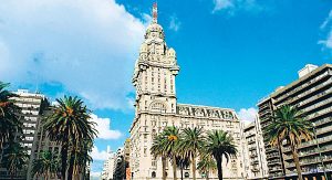 Ein Großteil der "Orientales" lebt in der Hafenstadt Montevideo (Bild: der.net)