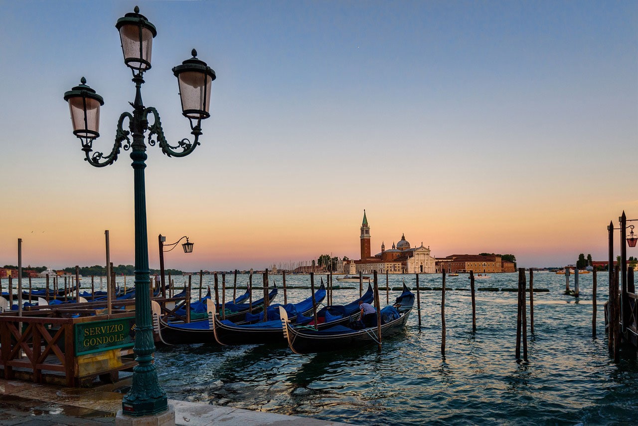 Venedig - Lagunenstadt mit romantischen Kanälen und herrlichen Palästen