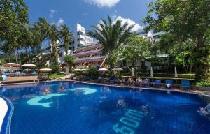 Best Western Phuket Ocean Resort - Hotelansicht und Pool