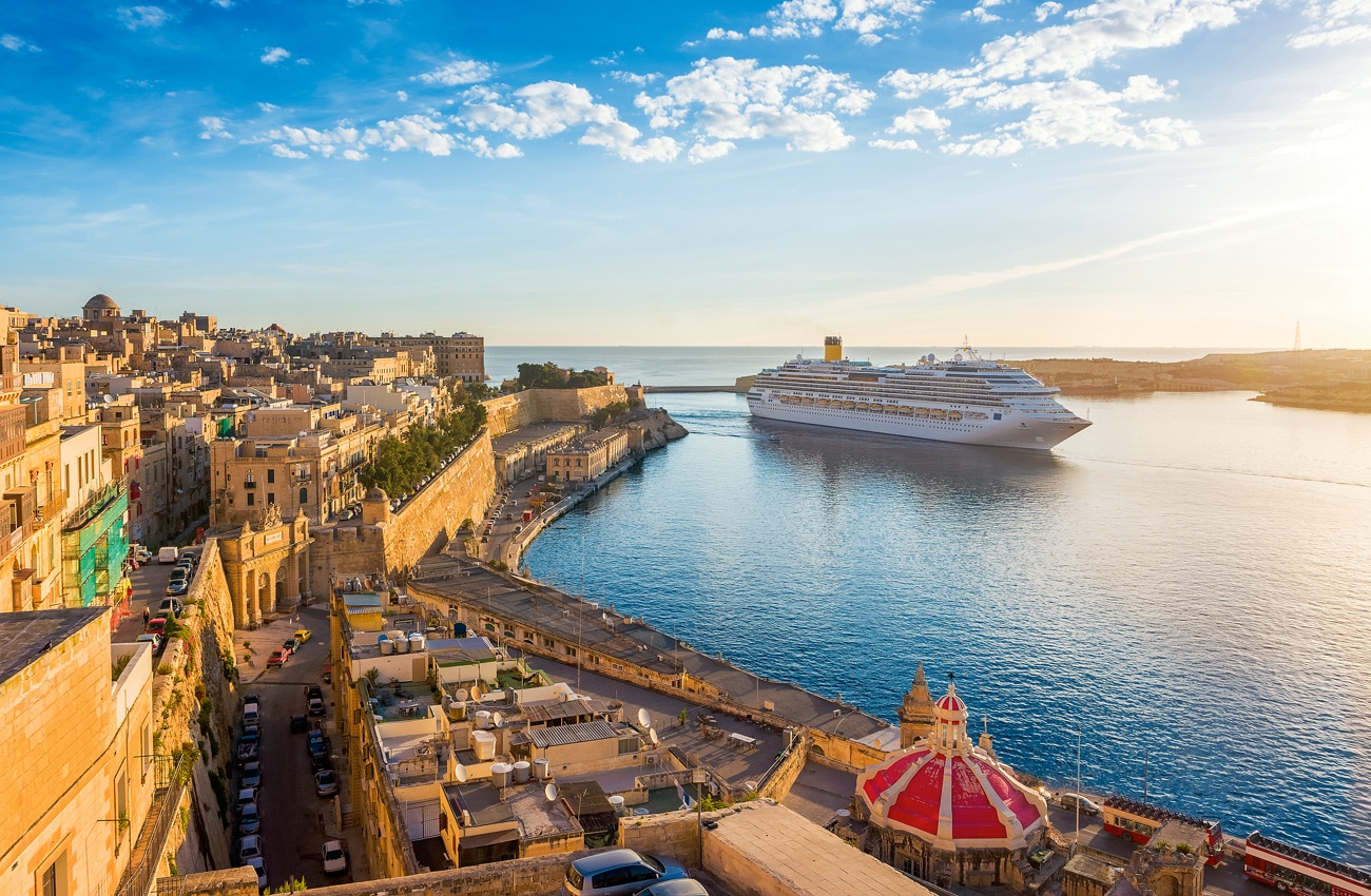 Kreuzfahrtschiff in Valletta