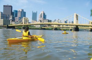 Mit dem kayak durch Pittsburgh